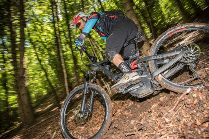Nico Vouilloz Lapierre Overvolt AM Carbon 2017