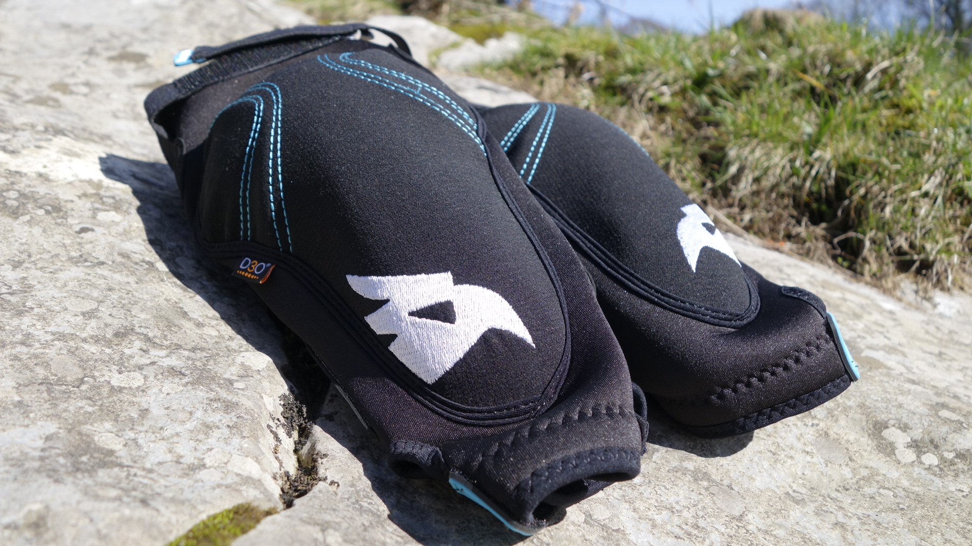 Review: Bluegrass Wapiti D30 Kneepads