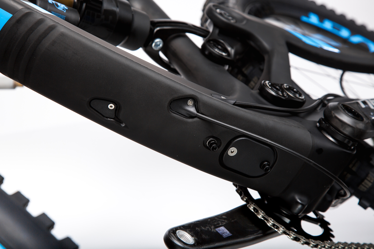 pivot cycles firebird carbon 27.5 enduro full suspension mountain bike bernard kerr