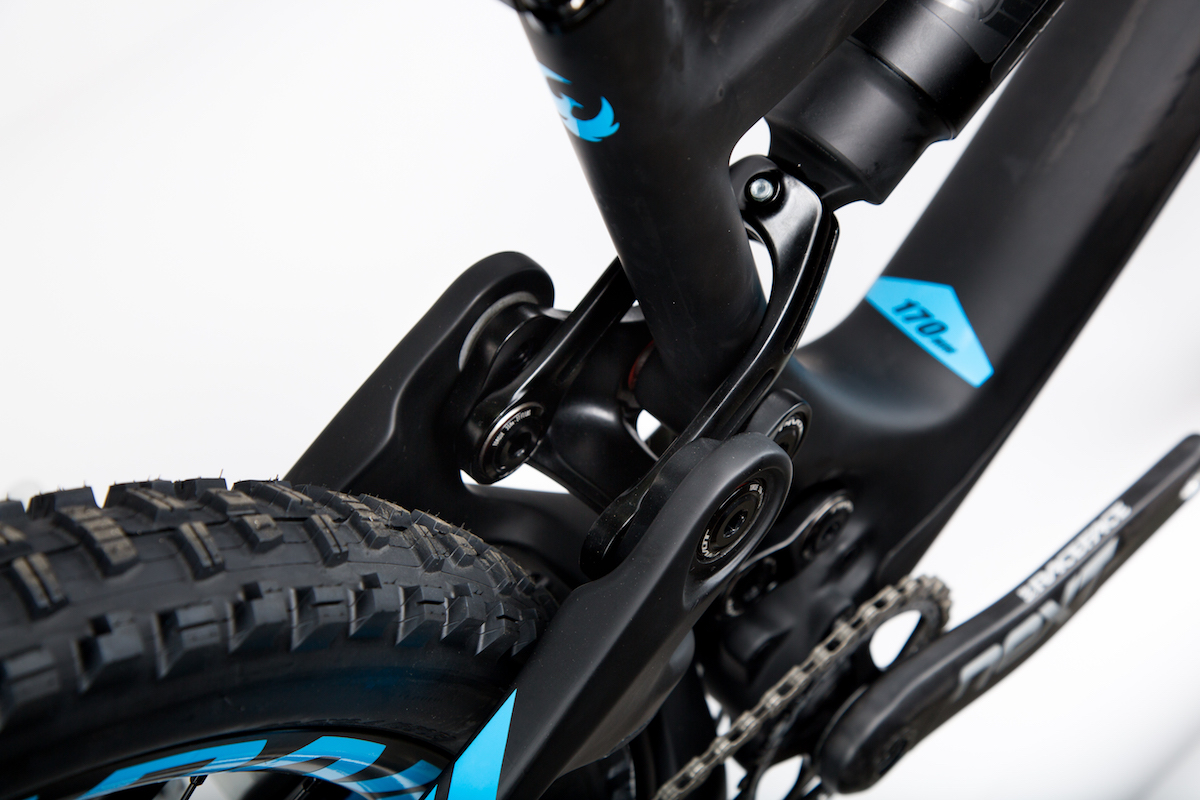pivot cycles firebird carbon 27.5 enduro full suspension mountain bike bernard kerr