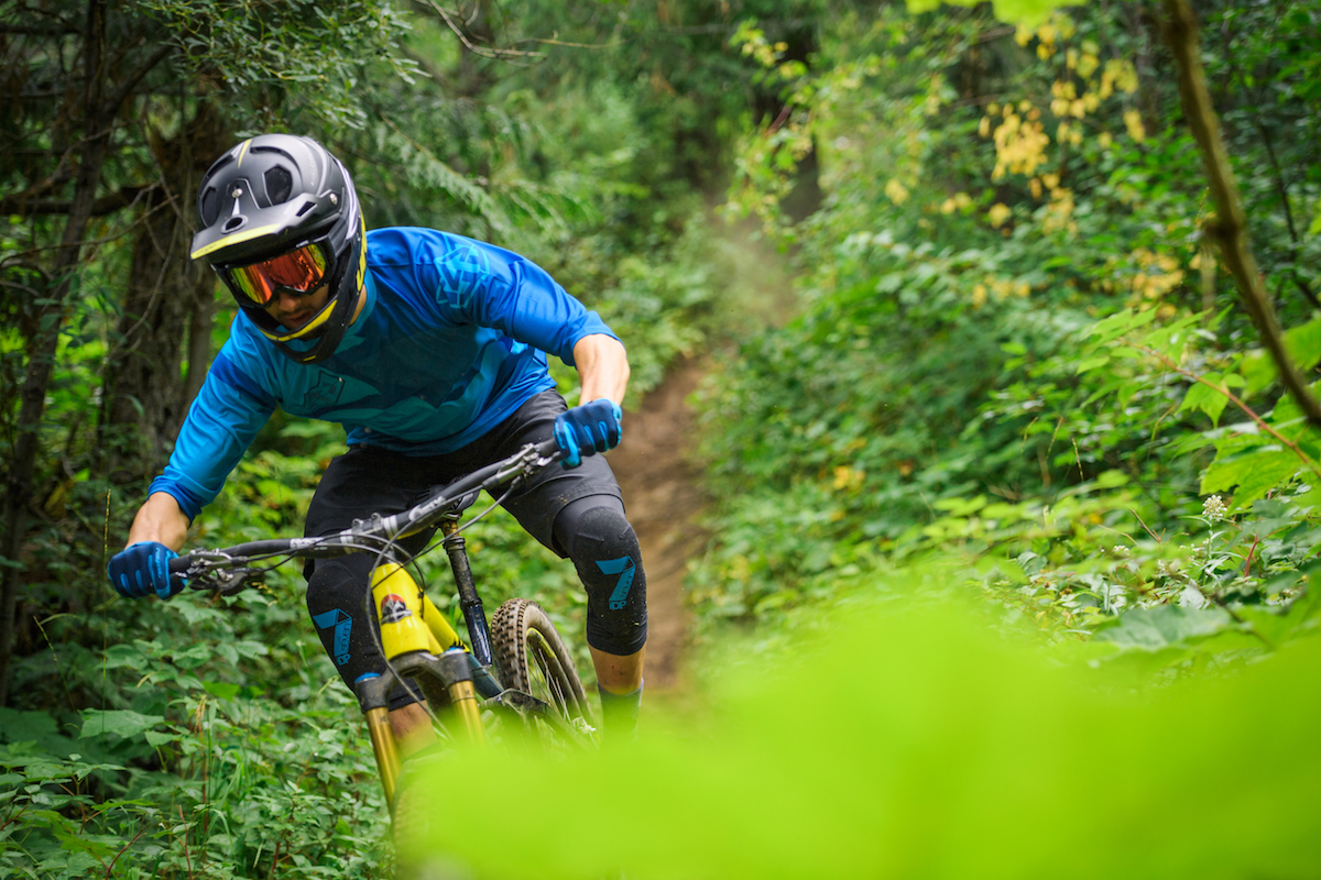 rocky mountain slayer enduro mountain bike full suspension 27.5 enduro