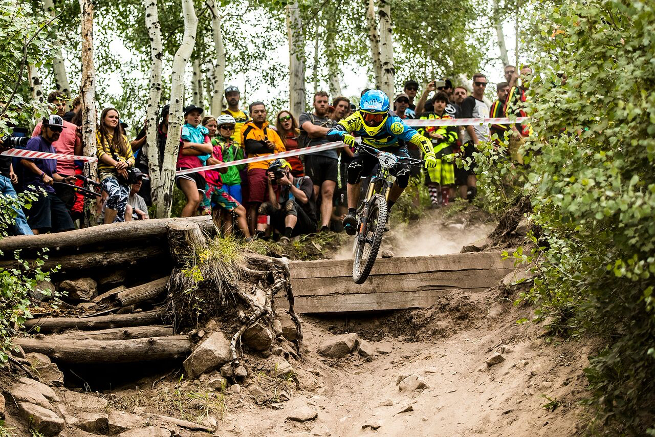 Martin Maes riding the Mallet E LS at EWS #5 Aspen Snowmass. Photo: Sven Martin.