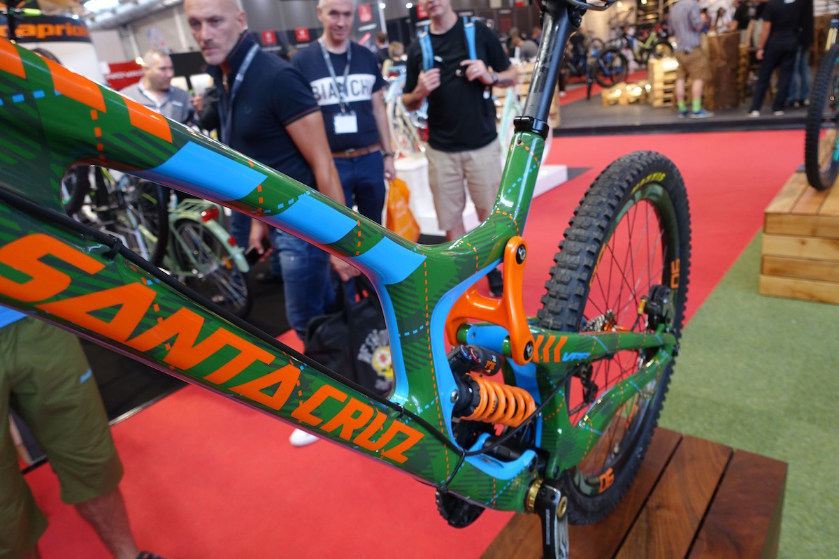 santa cruz eurobike carbon vpp fox steve peat juliana bronson 5010 nomad tallboy hightower