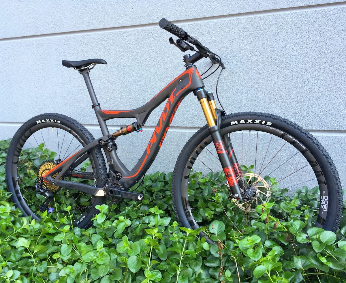 Eurobike 2016: Pivot Cycles New Mach 429 SL