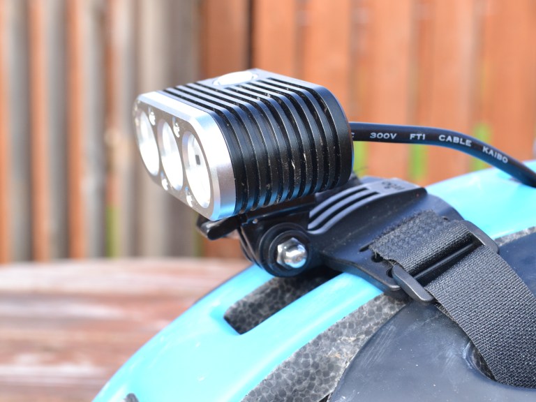 Review: Ituo Wiz-XP3 Light