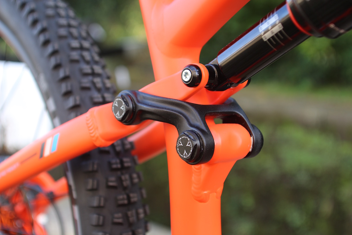 whyte t 130 trail bike 27.5 130mm rockshox monarch yari boost 1x11 sram reverb