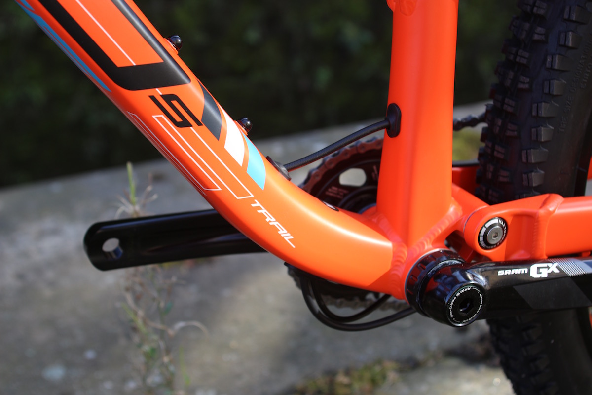 whyte t 130 trail bike 27.5 130mm rockshox monarch yari boost 1x11 sram reverb