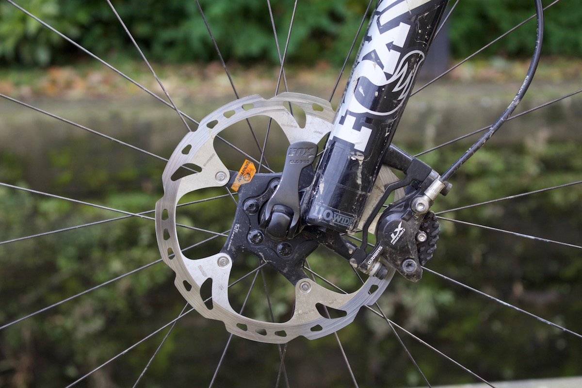 long cables gear brake ocd perfectionist annoying stickers reflectors pie plate cassette mud
