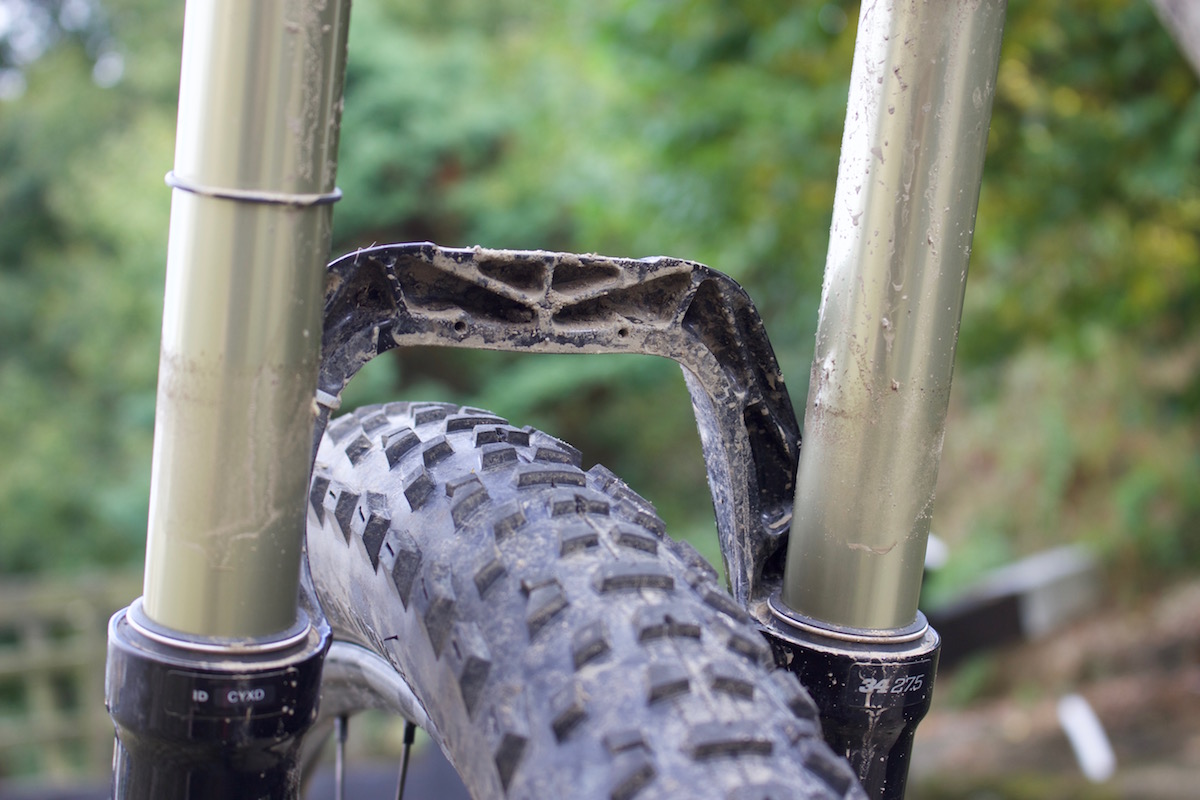 long cables gear brake ocd perfectionist annoying stickers reflectors pie plate cassette mud