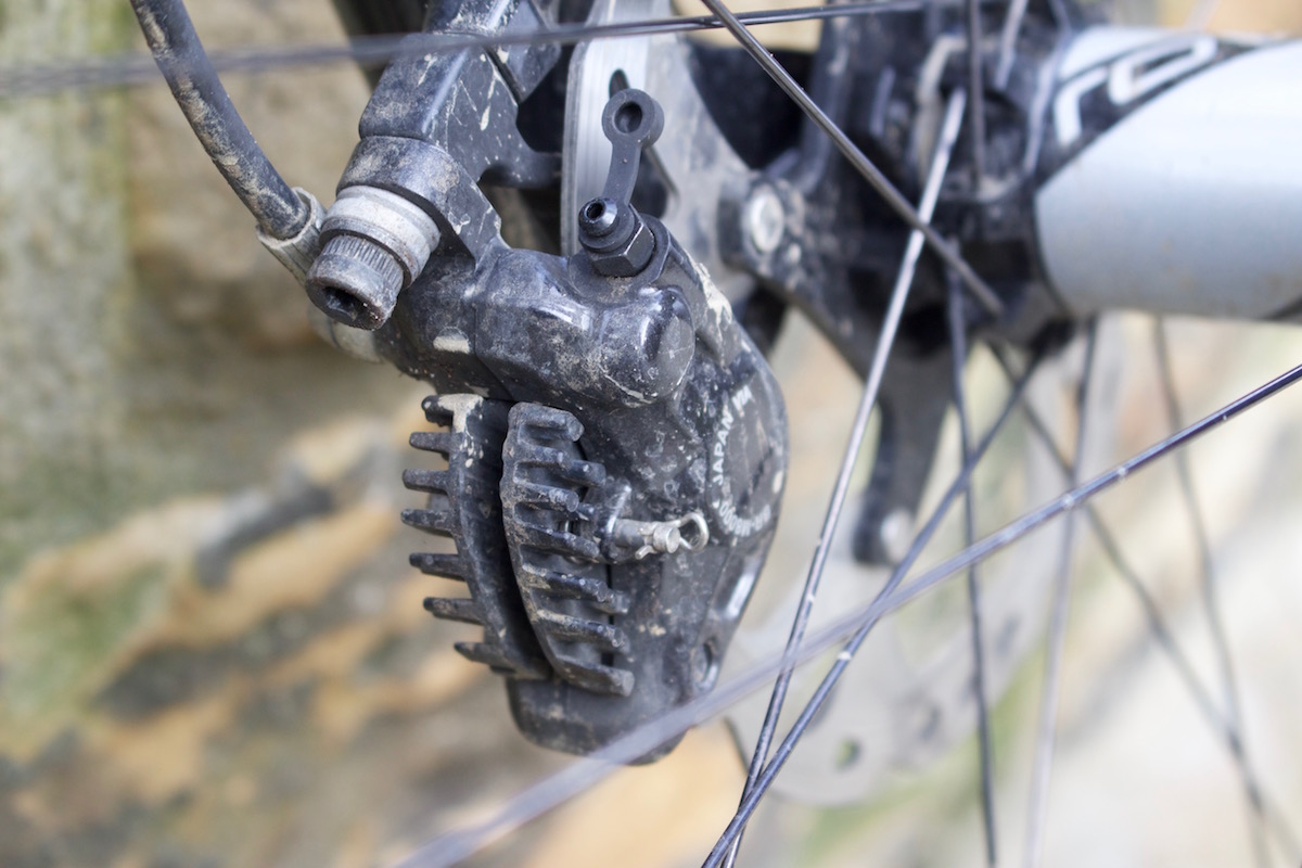 long cables gear brake ocd perfectionist annoying stickers reflectors pie plate cassette mud