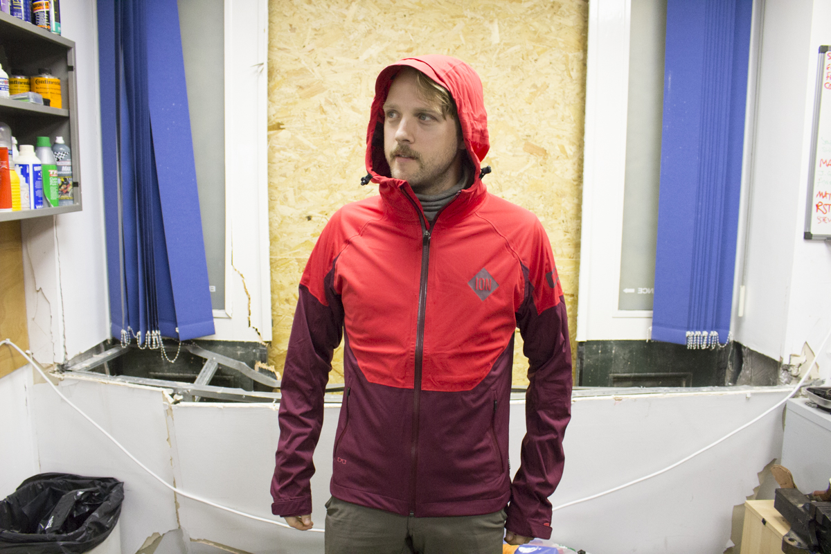 ion_mens_jacket