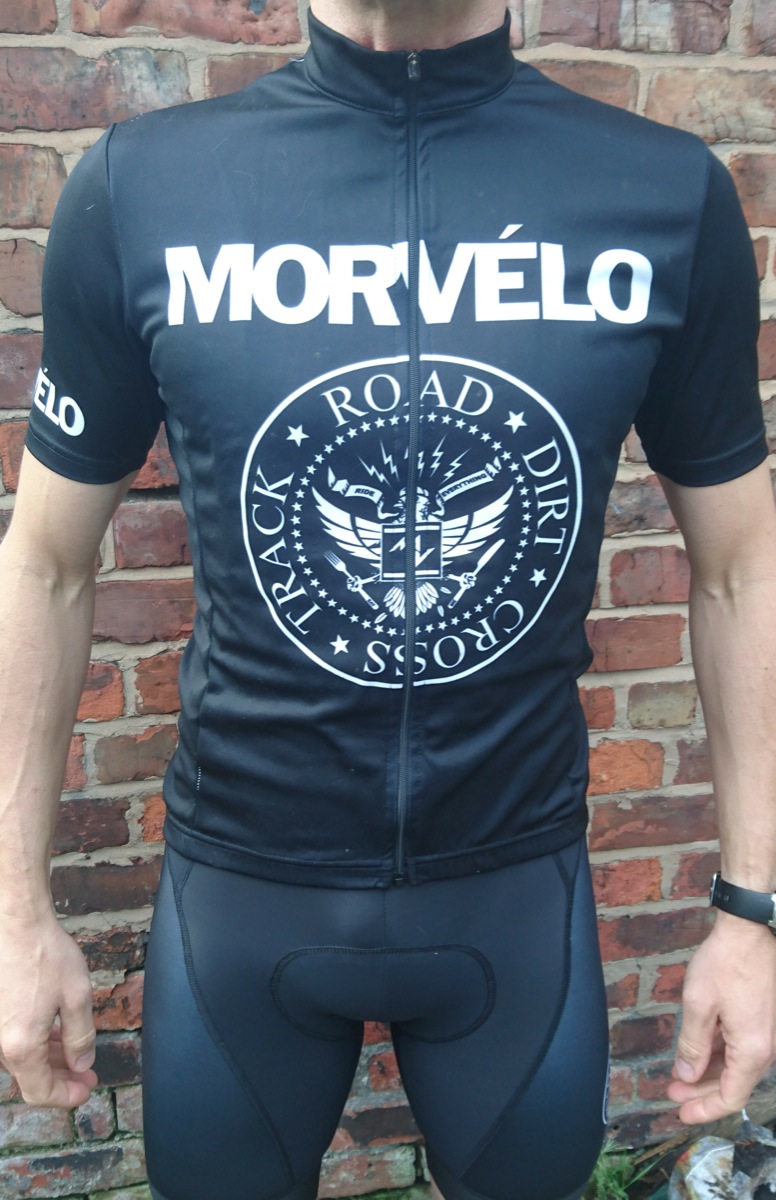 Review: Morvelo Joey Shorts and Jersey