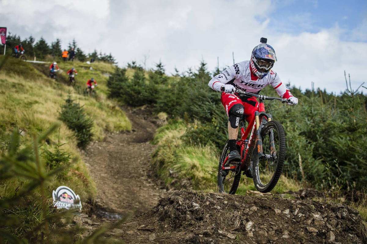 gee atherton trek slash 29er foxhunt wales downhill gopro