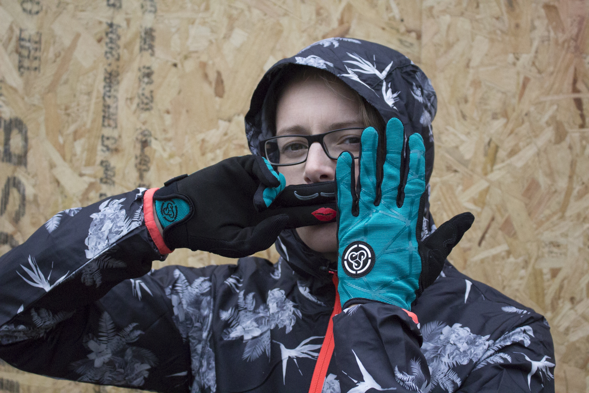 sombrio__gloves_1