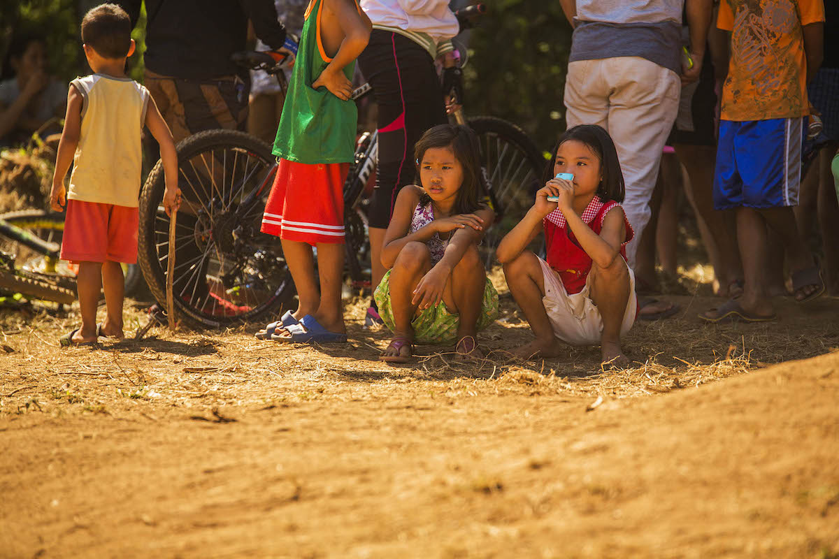 chasing-trail-philippines-trippin-fellaz-scott-sports-action-image-2016-bike-025