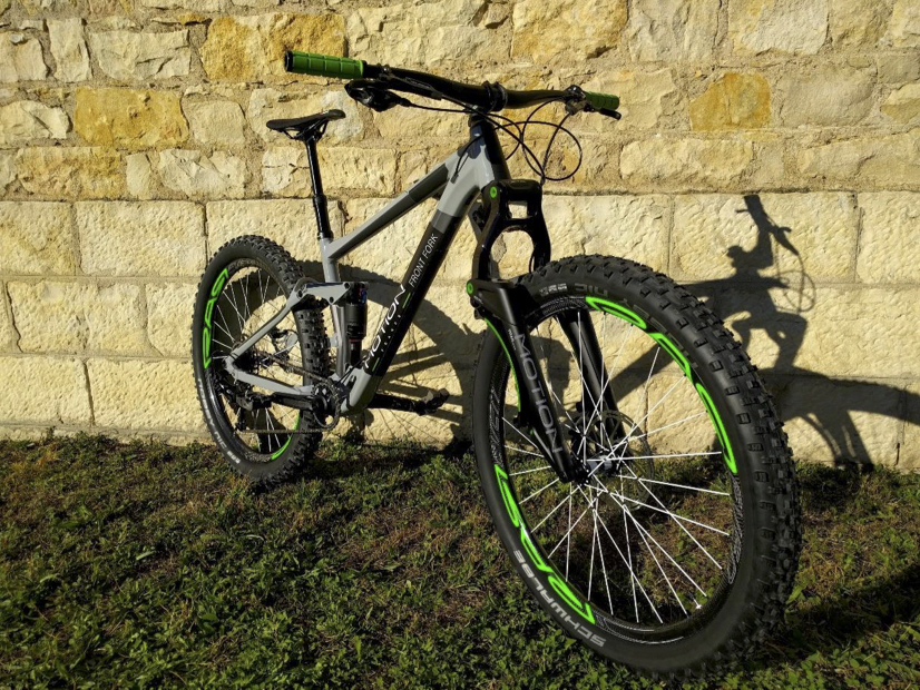 http://singletrackmag.com/wp-content/uploads/2015/11/motion-brings-back-the-parallelogram-fork/