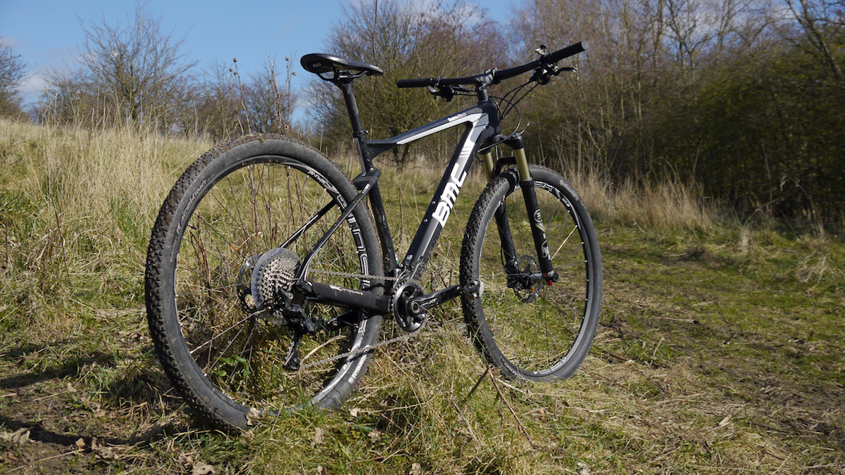 issue 105 group test hardtail race carbon 29in bmc niner trek olly townsend winter cold lycra