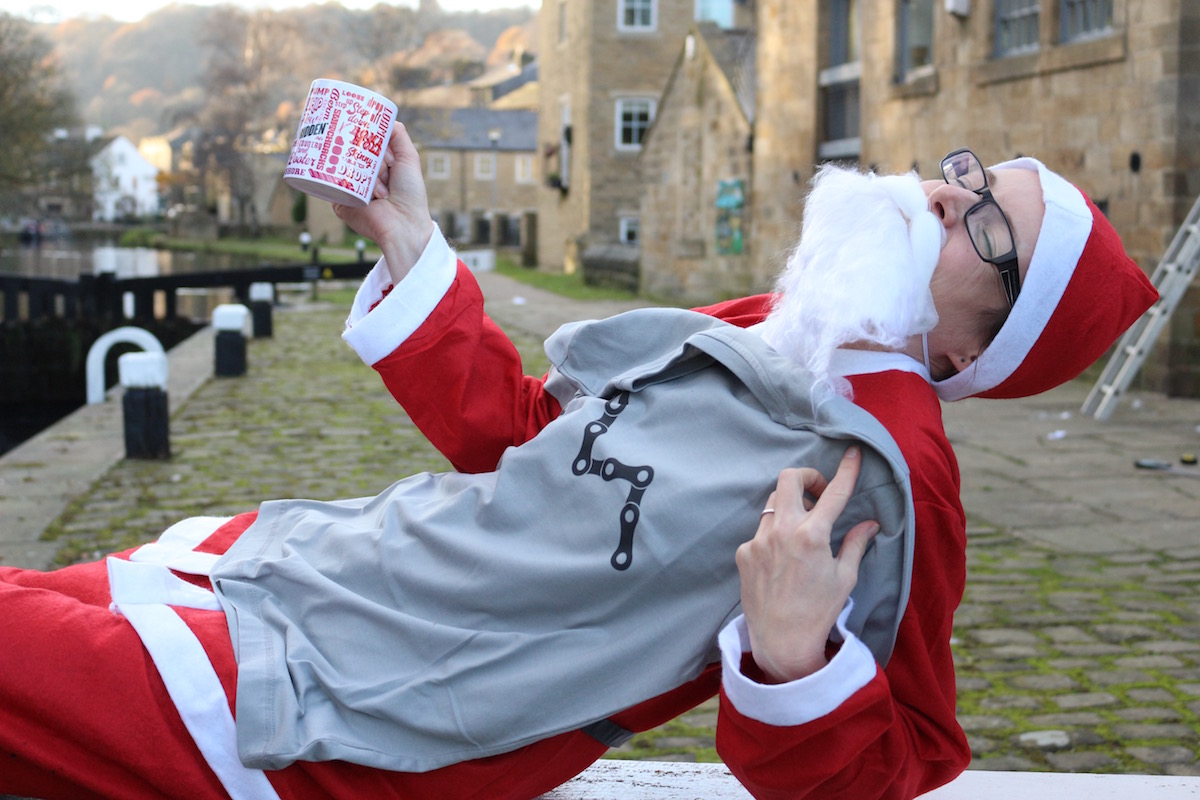 Gift Giveaway: Christmas Countdown Day 3