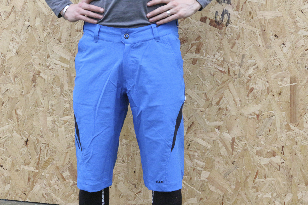 morvelo_rise-and-descend_shorts