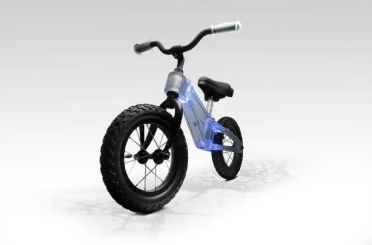 Light Up Balance Bike Ride Phantom