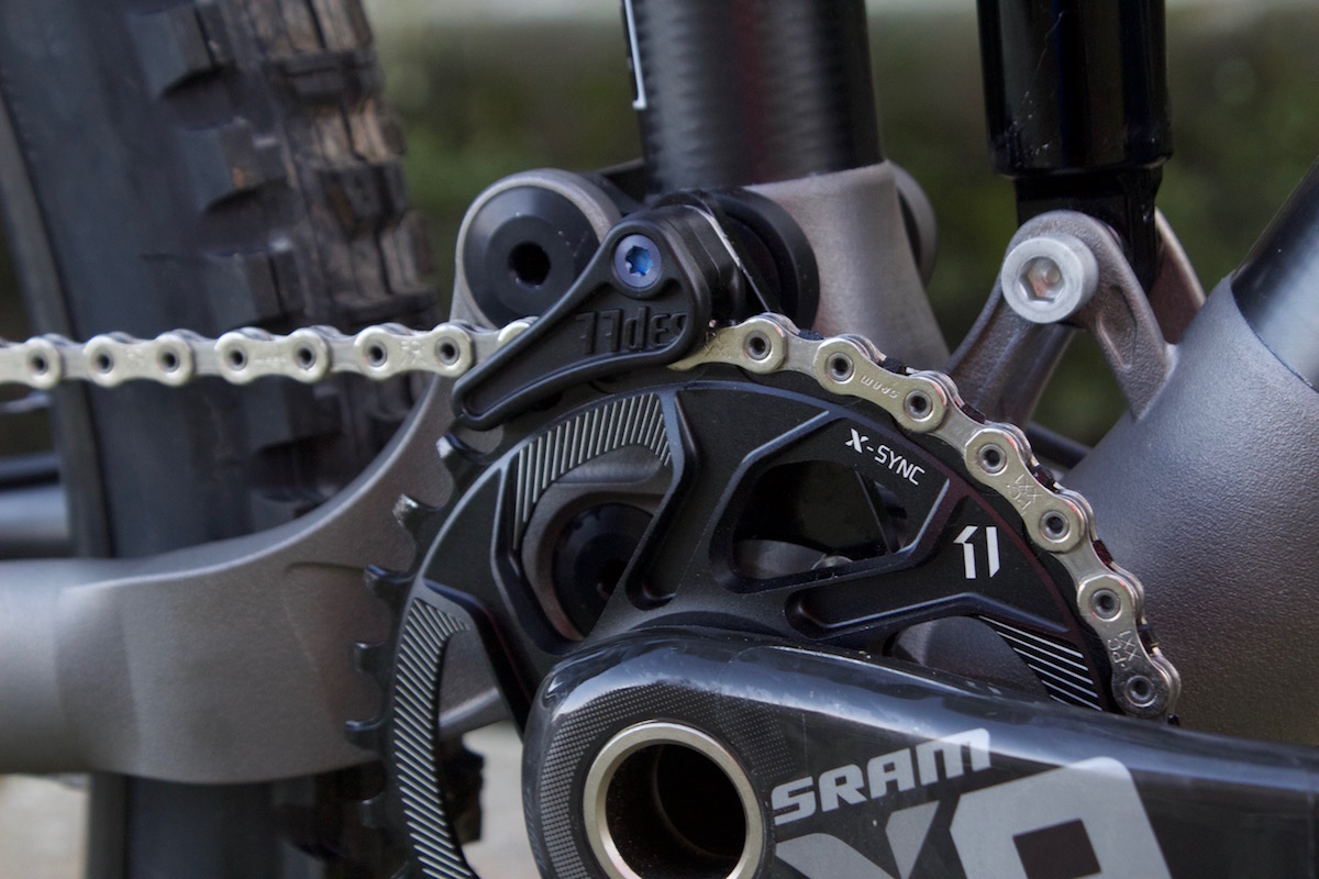 robot bike company r160 titanium carbon enduro bike rockshox lyrik monarch sram roam 60