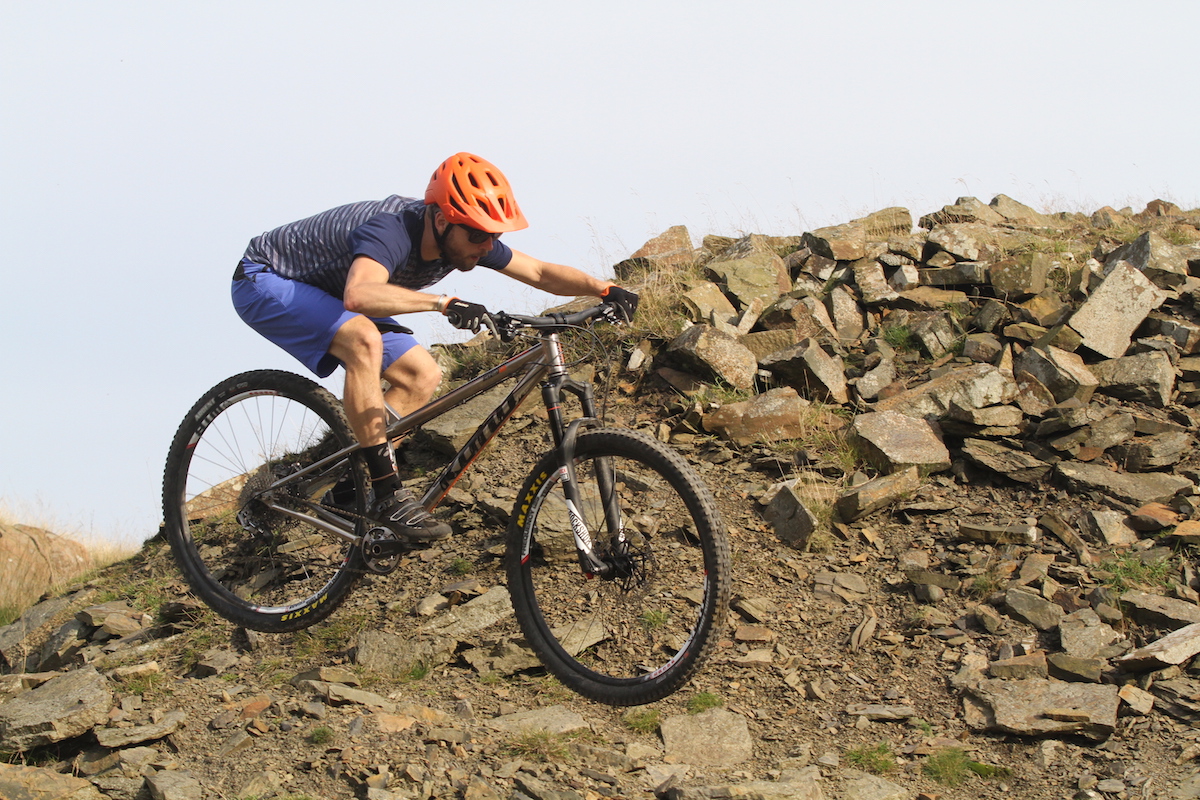 kona honzo titanium 29in hardtail rockshox pike dropper hardcore trail wil rocks bontrager rally