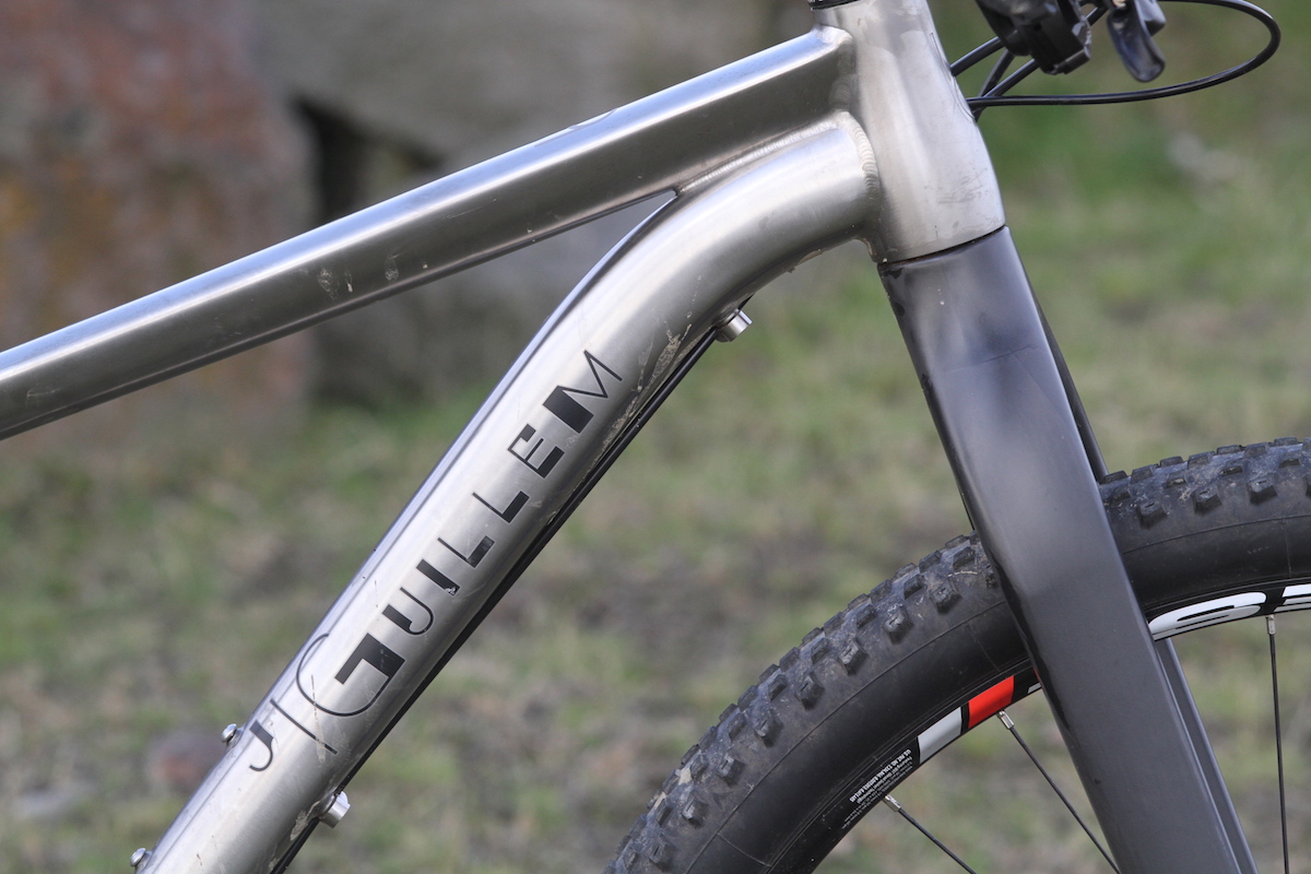 j. guillem titanium hardtail 29er rigid carbon stans ztr crest shimano deore xt 2x11 issue 108 biketest