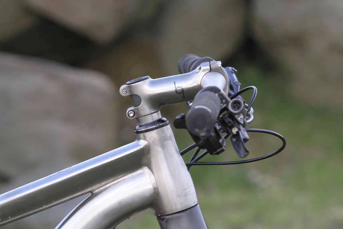 j. guillem titanium hardtail 29er rigid carbon stans ztr crest shimano deore xt 2x11 issue 108 biketest