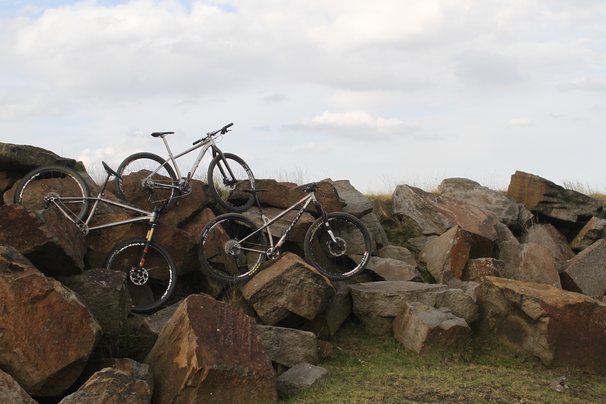 kona honzo titanium 29in hardtail rocks blue sky 108 issue wil stanton sherpa j. guillem tomir