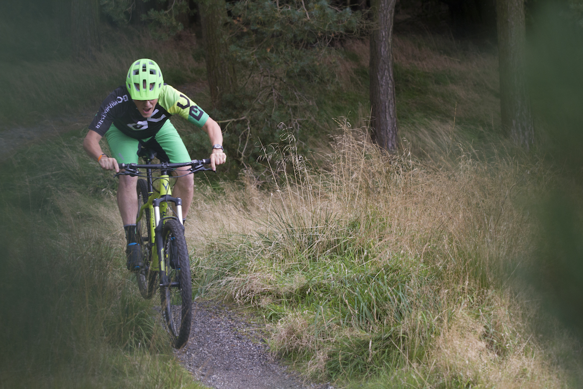 issue 109 hardtail test genesis whyte diamondback wil hannah chipps
