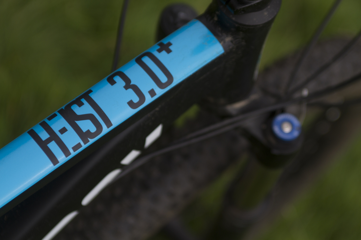 issue 109 hardtail test genesis whyte diamondback wil hannah chipps
