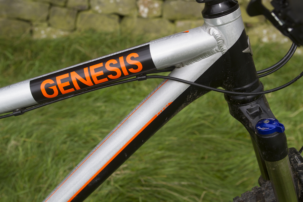 issue 109 hardtail test genesis whyte diamondback wil hannah chipps
