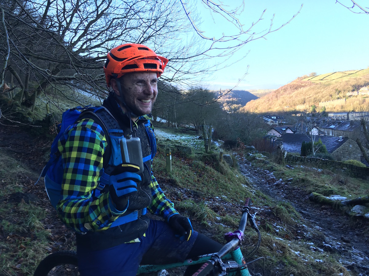 rachel sokal tom nash olly oli townsend snow fatbike fatbiking dog puppy monday morning debrief lake district mountain tom hill whiskey