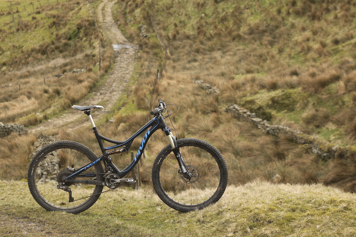 pivot mach 4 carbon 650b 27.5 carbon xc trail cycles xtr di2