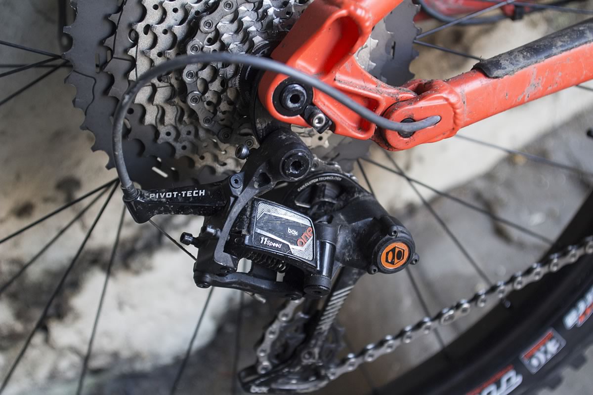 box components 1x11 shimano sram shifter derailleur gears