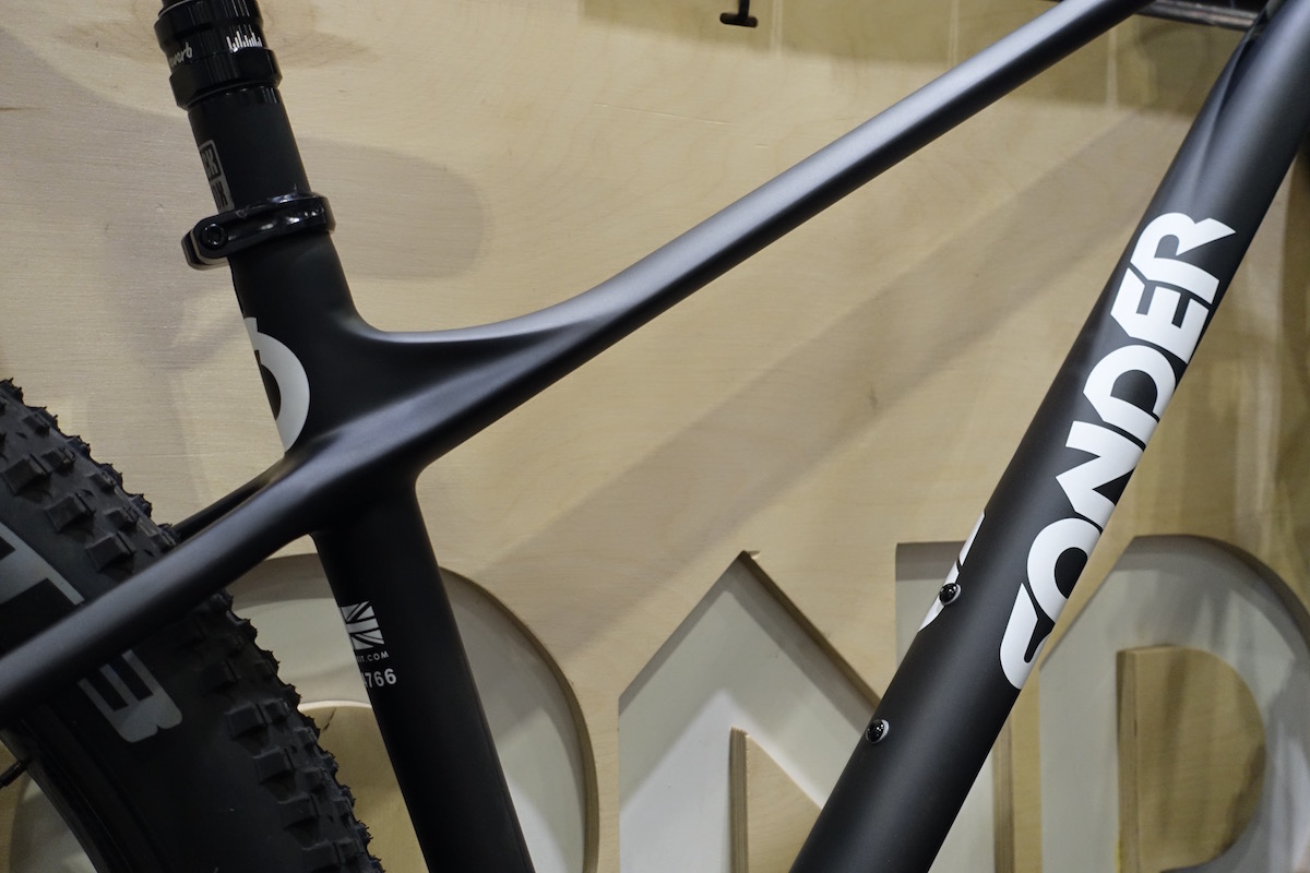 sonder transmitter carbon hardtail 27.5 plus london bike show alpkit