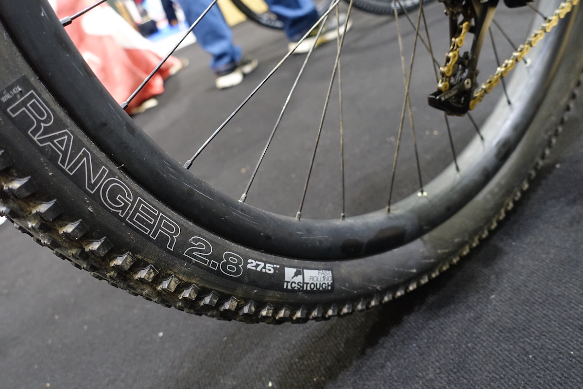 sonder transmitter carbon hardtail 27.5 plus london bike show alpkit