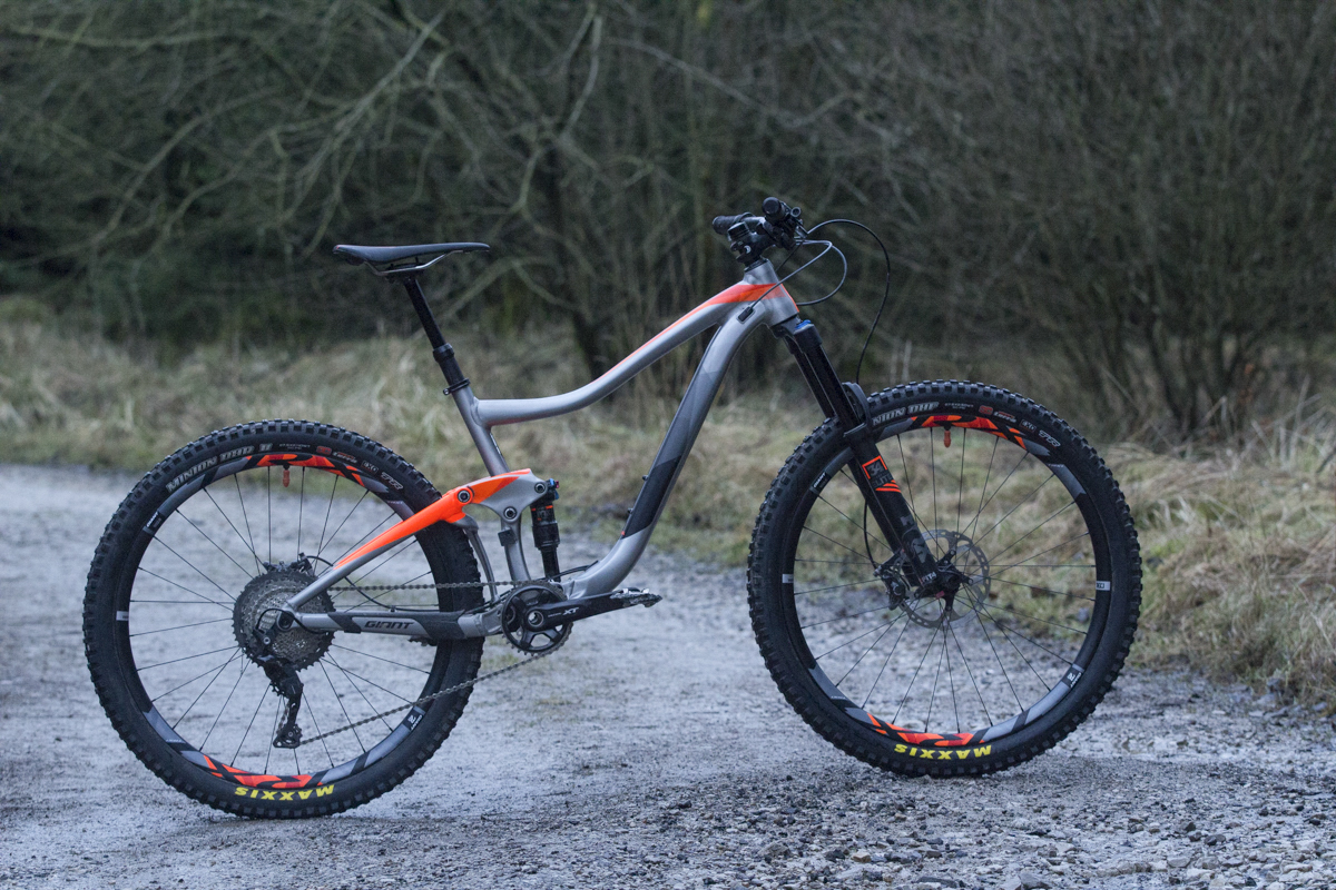 First Look: 2017 Giant Trance 1