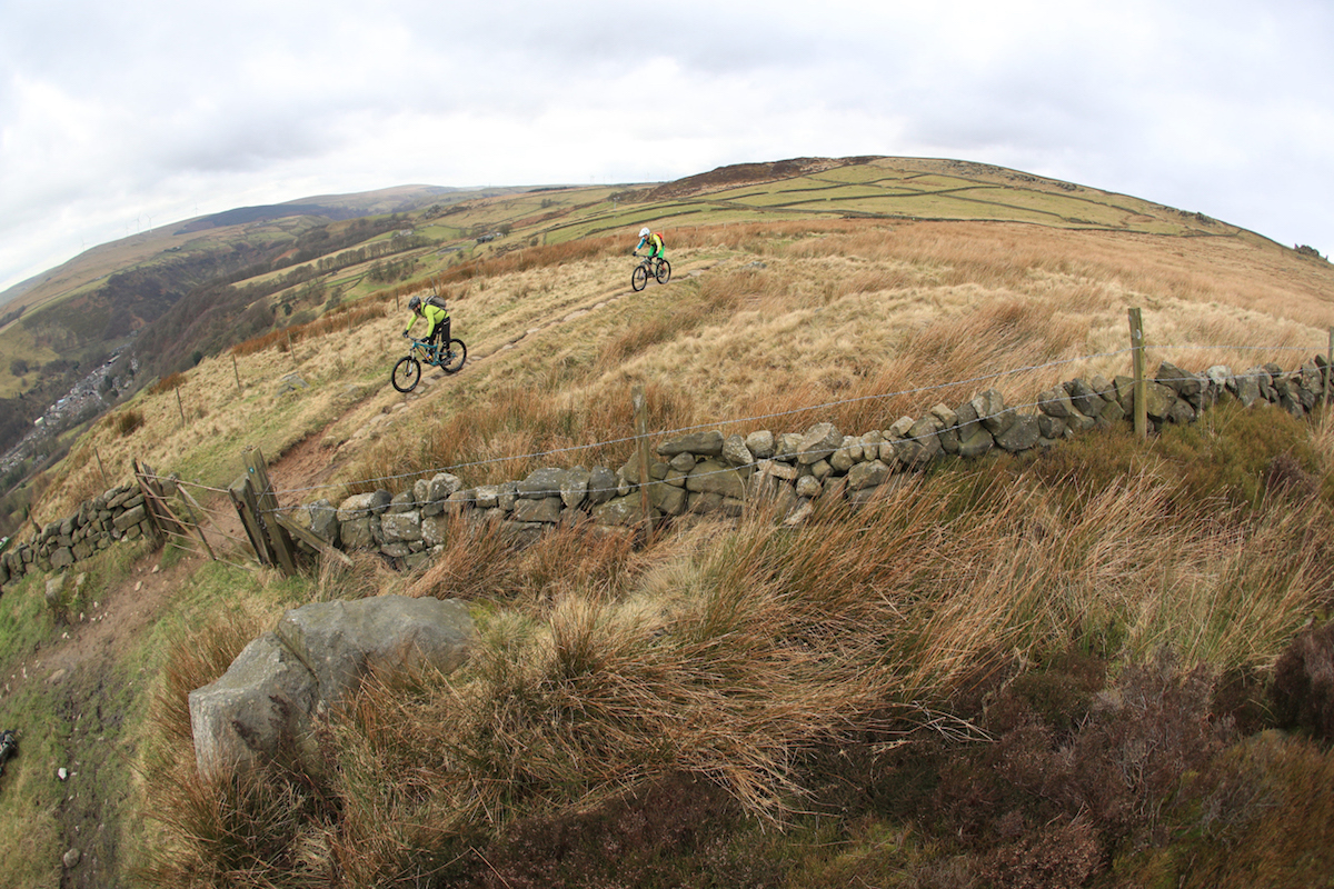 santa cruz hardtail chameleon 27.5 plus 29in mountain bike hebden bridge yorkshire ed oxley
