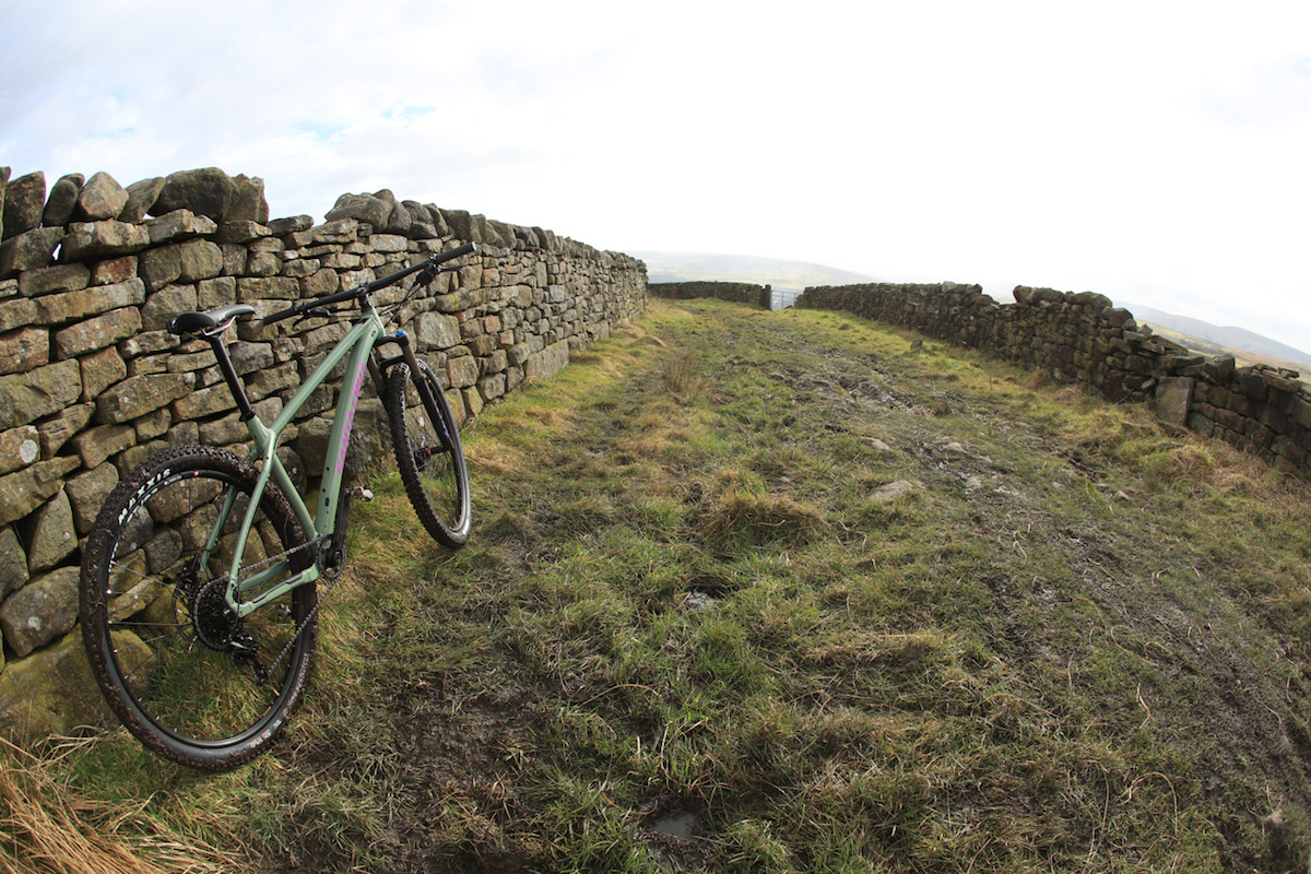 santa cruz hardtail chameleon 27.5 plus 29in mountain bike hebden bridge yorkshire ed oxley