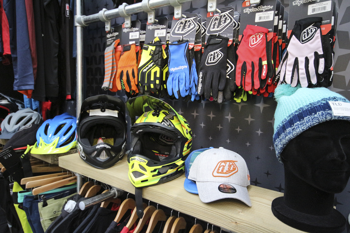 First Look: 2017 Troy Lee Designs Apparel Range