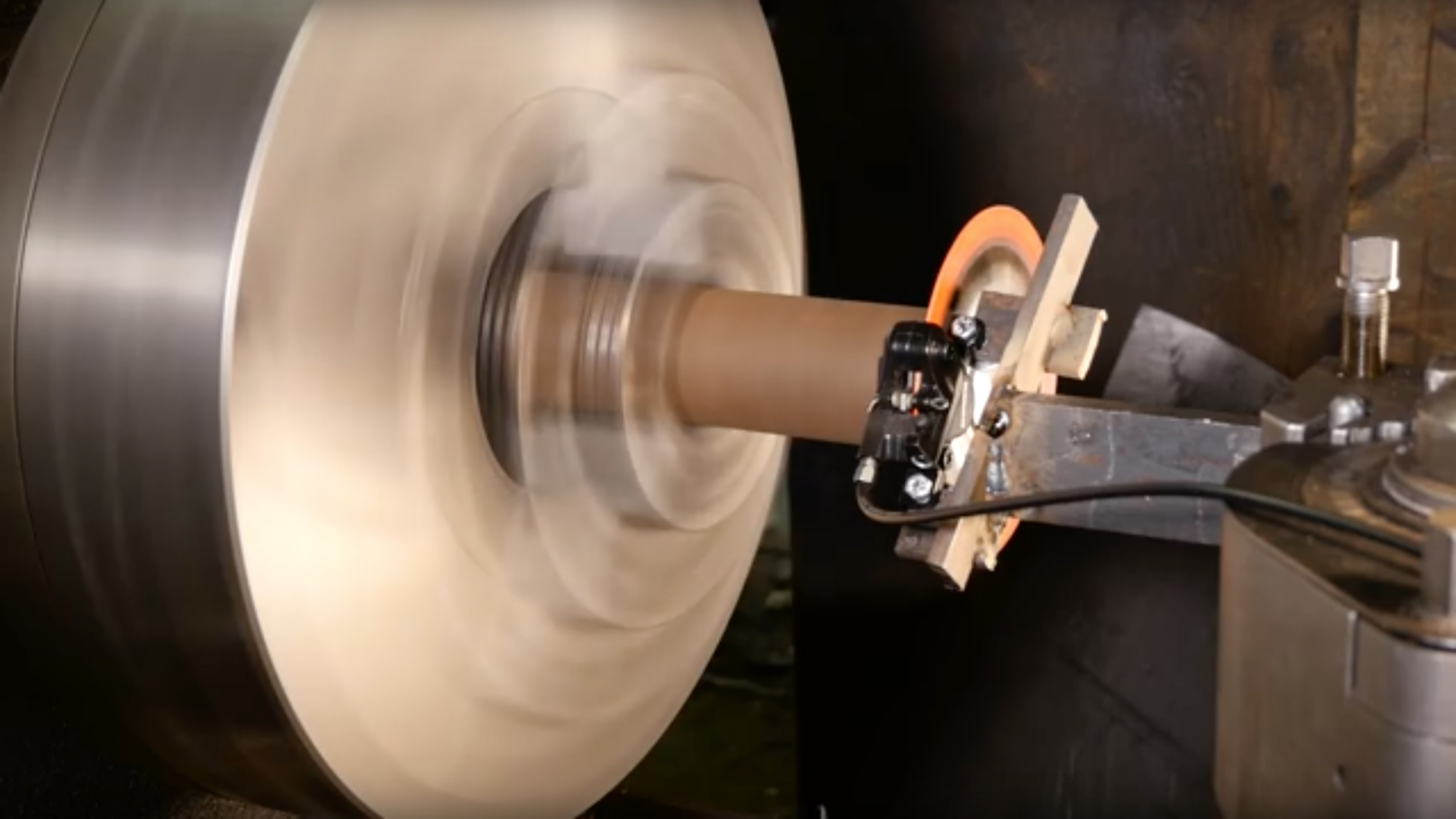 Disc brake on lathe