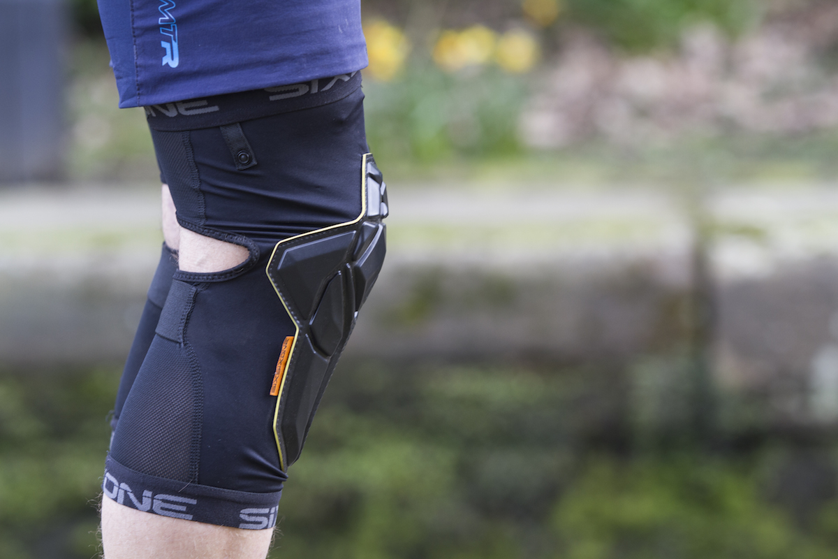The Recon knee pad was specifically designed for Trail and All-Mountain riders looking for minimalist protection that will provide them the protection they need, while not compromising on comfort and flexibility. We created these pads to be ultra-light and technical so that you can wear them on every ride. No need to put these in your bag on the climbs, the Recon is comfortable enough to wear all the time.