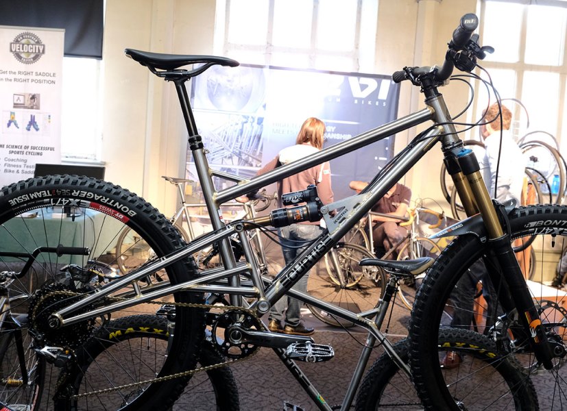 curtis full suspension