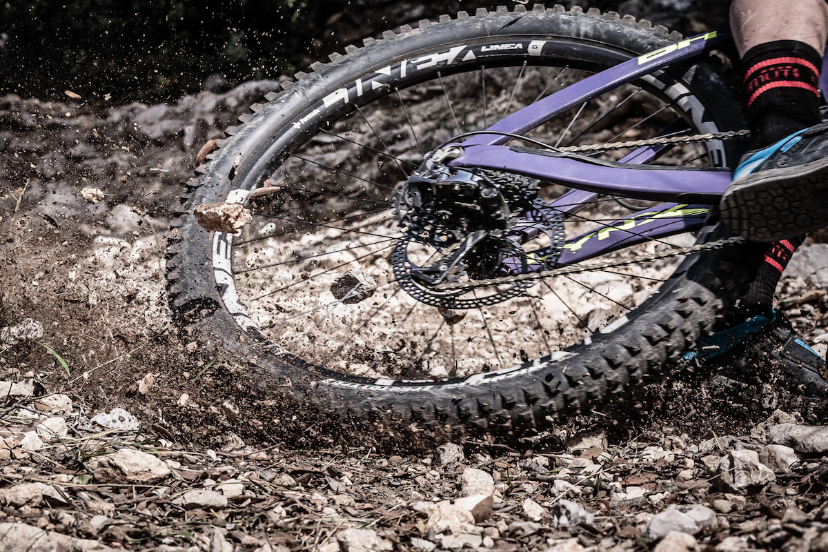 Formula Chooses Alloy For New Enduro-Ready Linea G Wheels