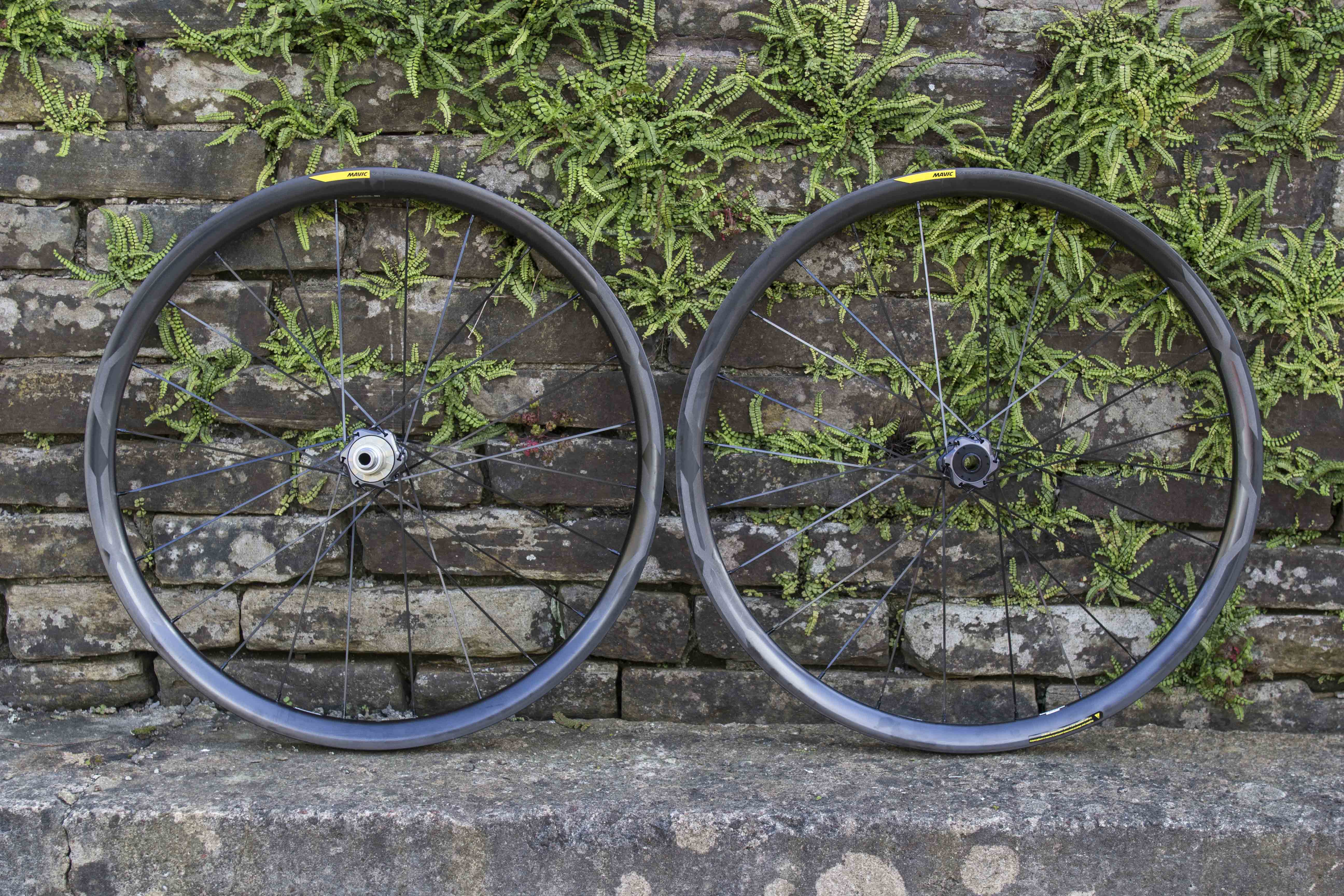 mavic xa pro carbon elite tubeless wheels