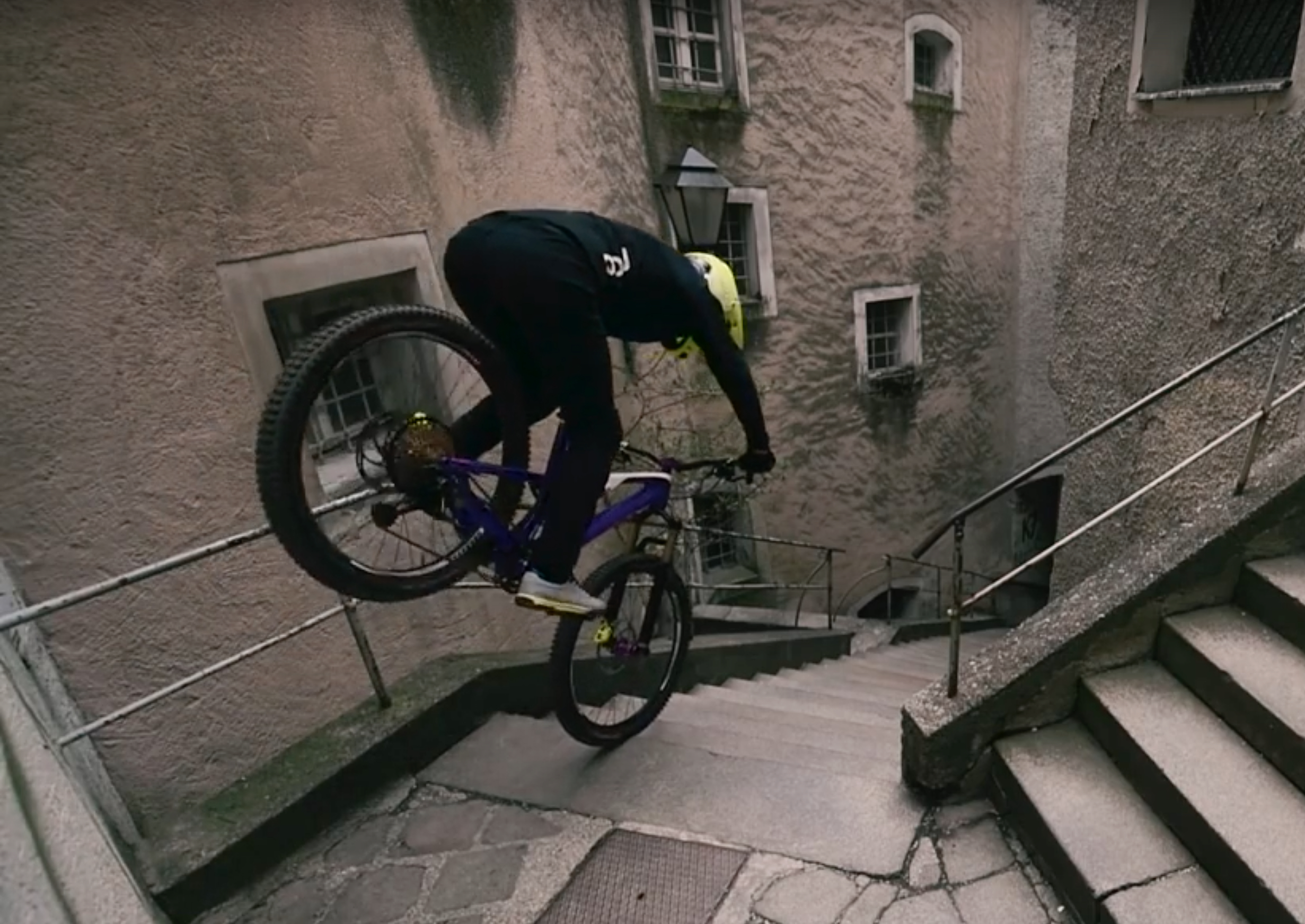 Video: Urban Freeride Lives