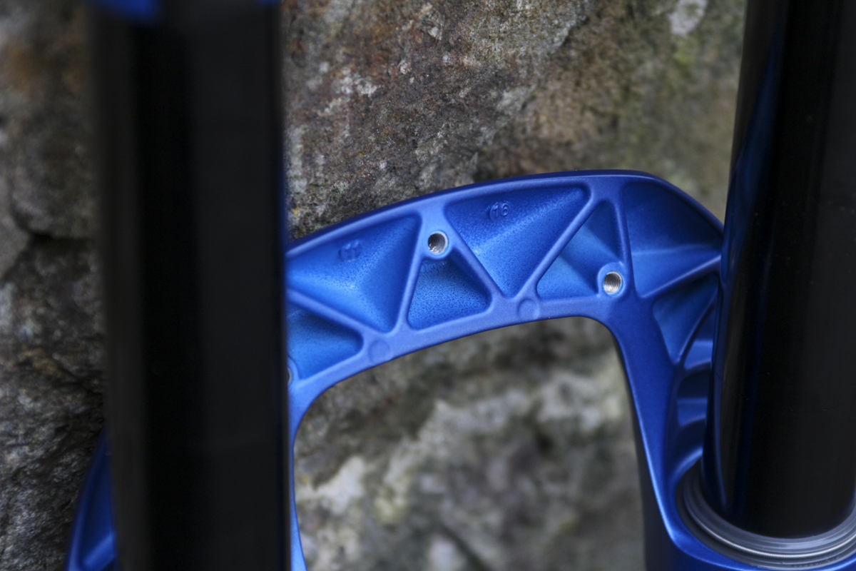 Cane Creek Helm