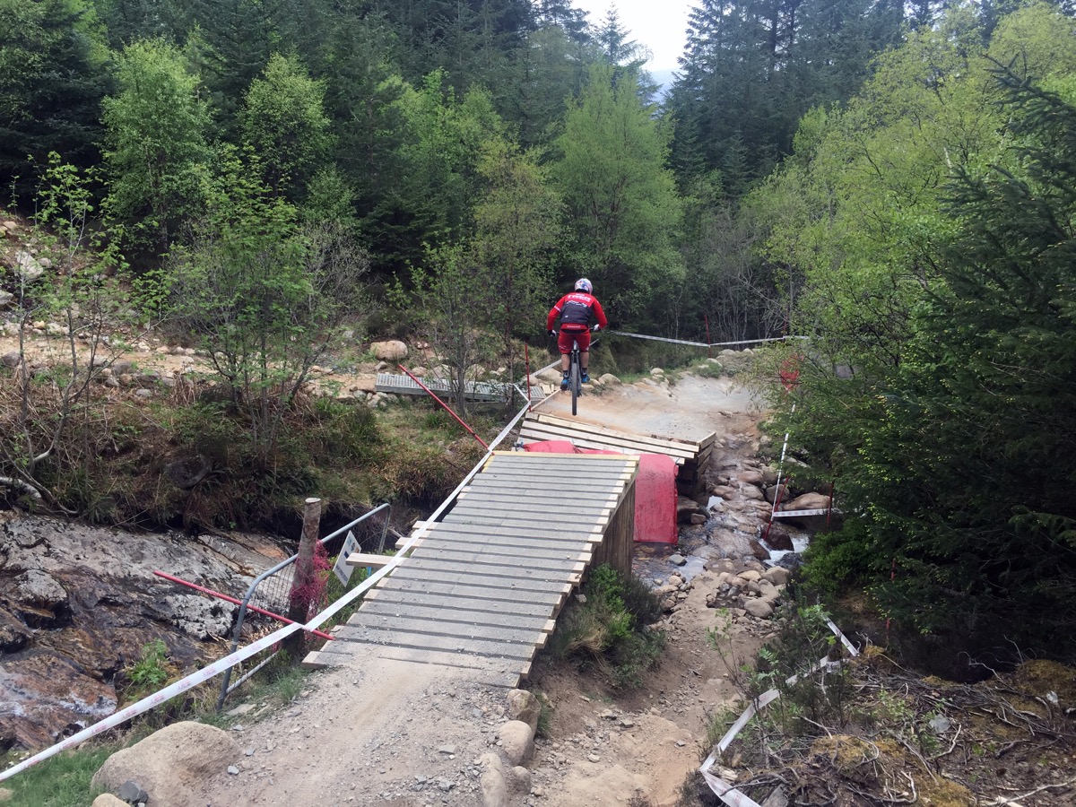 Gee Atherton on the Trek 29er.