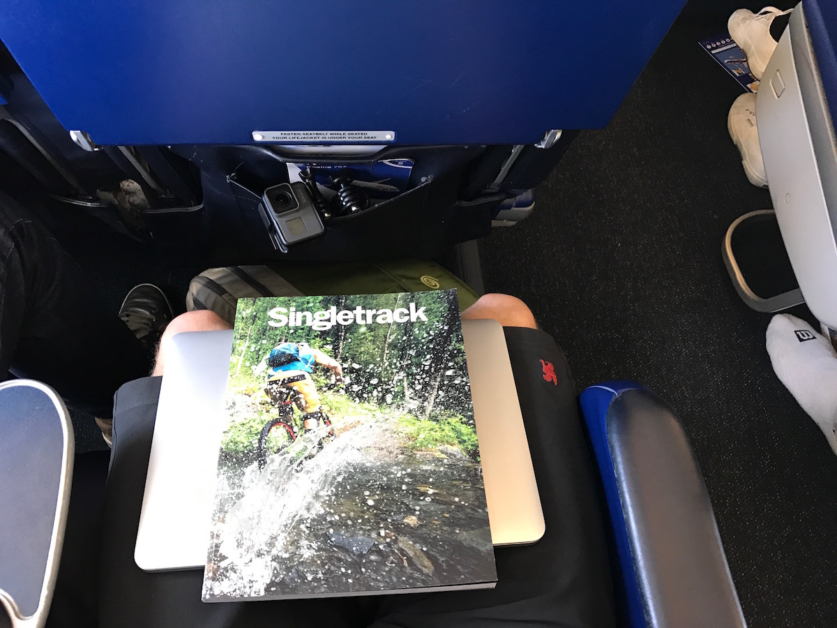 airport plane magazine